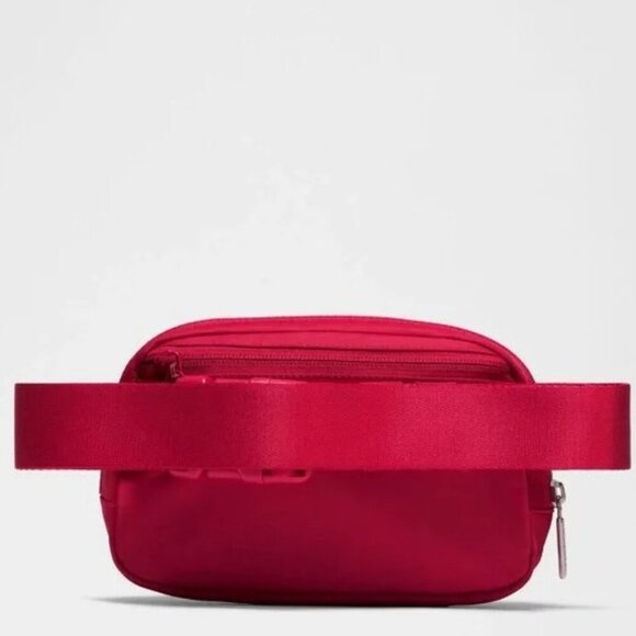 NWT Lululemon Everywhere Belt Bag 1L - Pink Dragonfruit - Picture 2 of 8